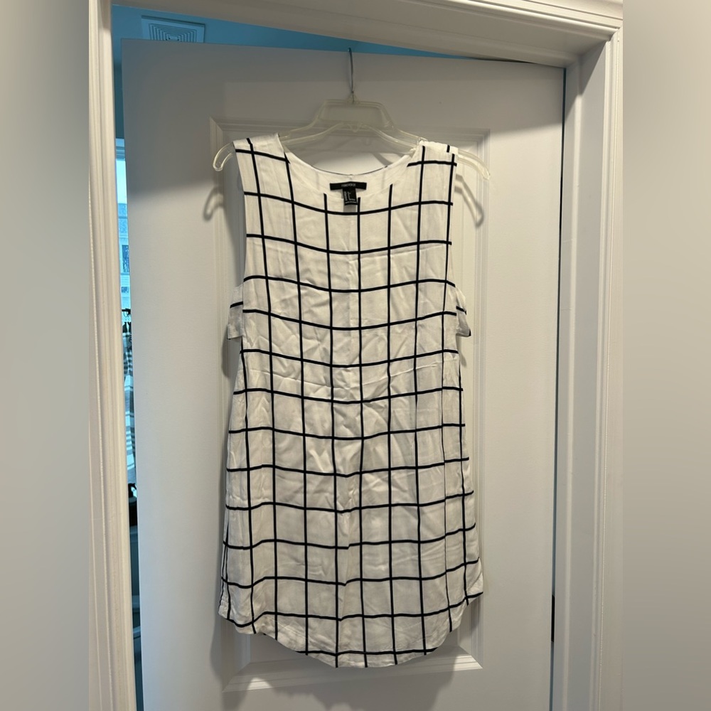 Black and white mini dress
